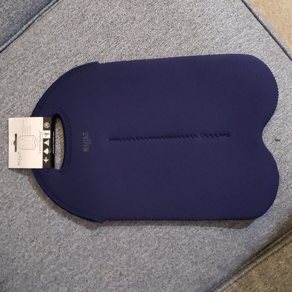 Navy blue Built wine bag